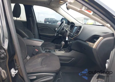 2016 Jeep Cherokee 75Th Anniversary from USA, damaged, VIN 1C4PJLCS8GW281238